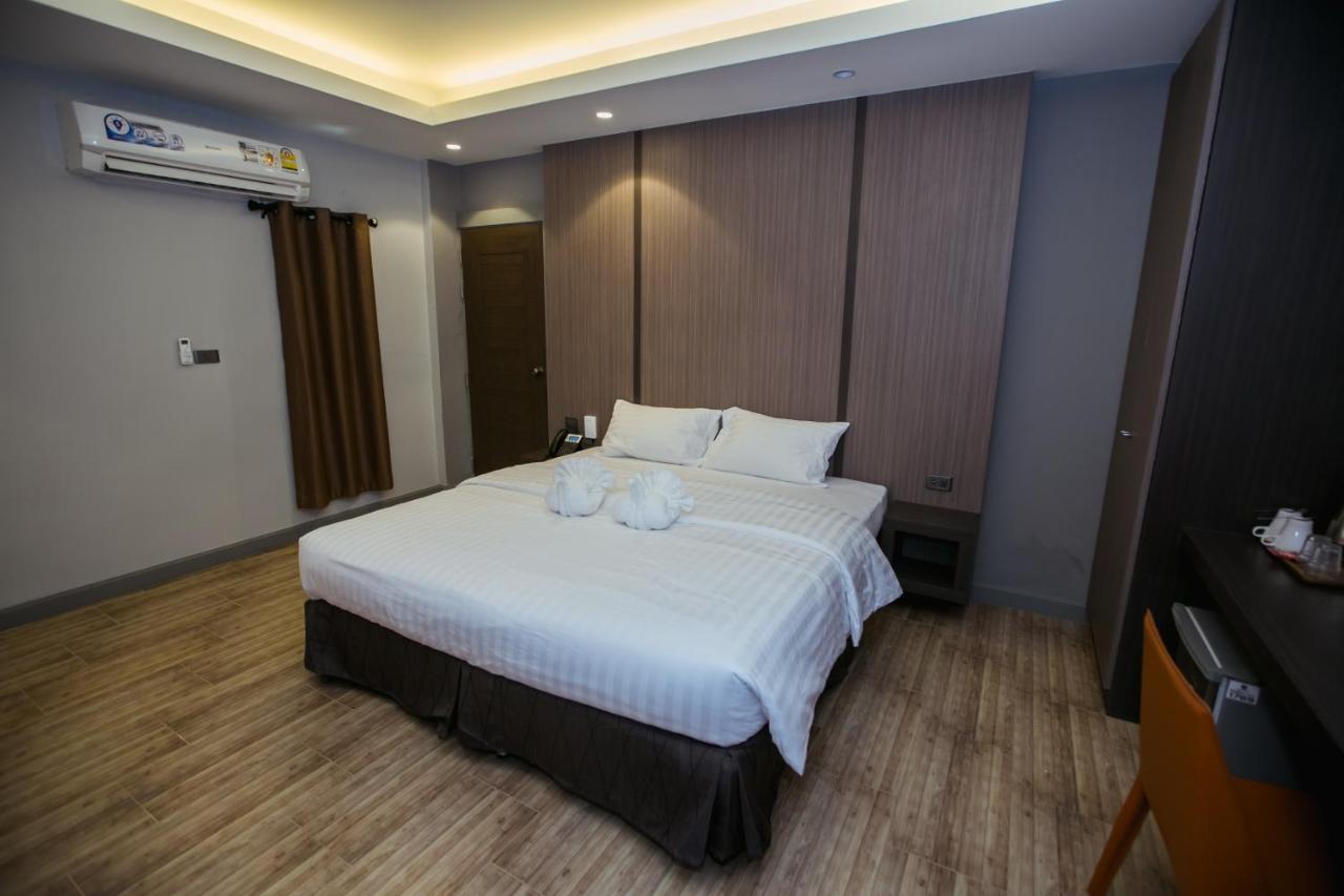 The Bed Hotel Roi Et Eksteriør billede