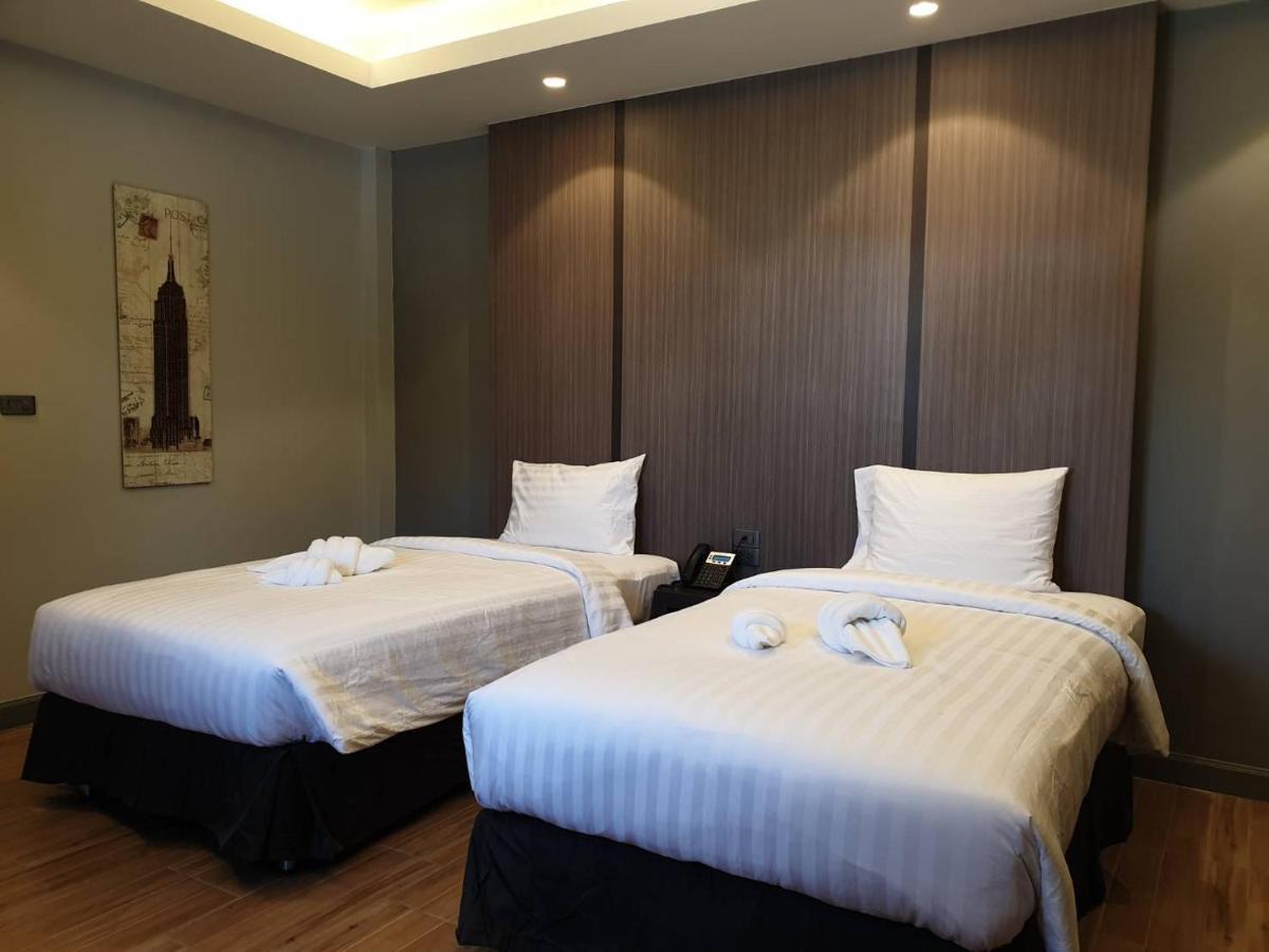 The Bed Hotel Roi Et Eksteriør billede