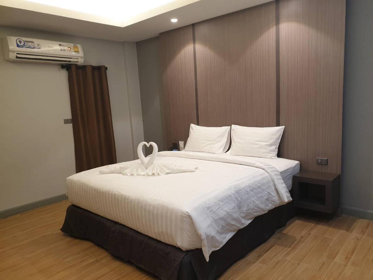 The Bed Hotel Roi Et Eksteriør billede