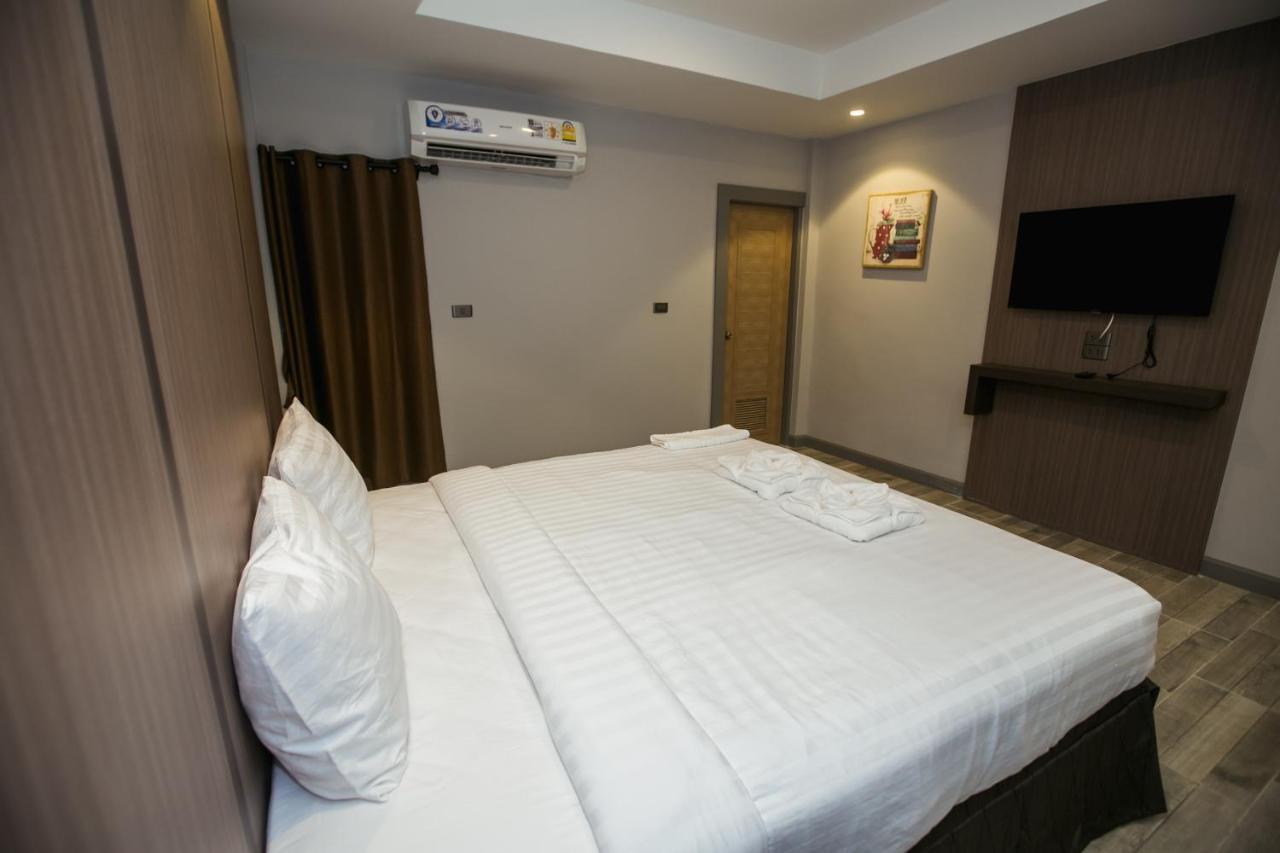 The Bed Hotel Roi Et Eksteriør billede