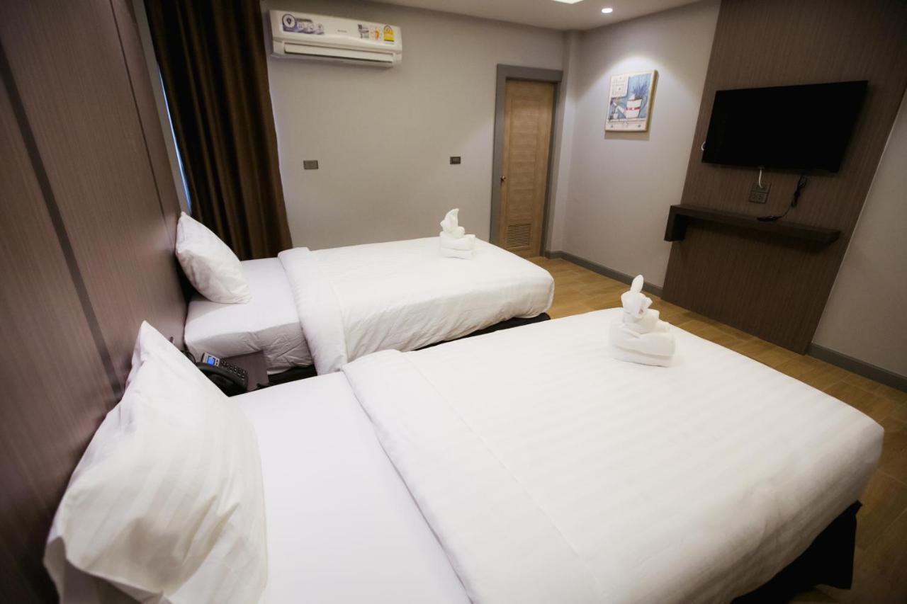 The Bed Hotel Roi Et Eksteriør billede
